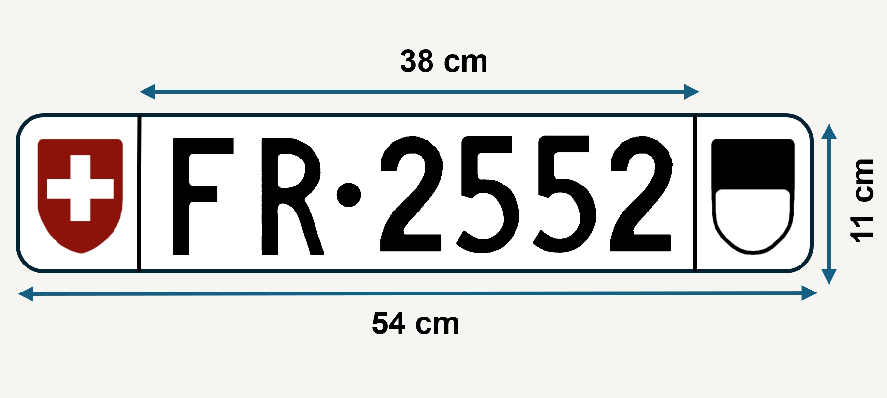 Freiburger Kontrollschild im Langformat ab 1957 mit der neuen Westschweizer Schrift und Massangaben.
